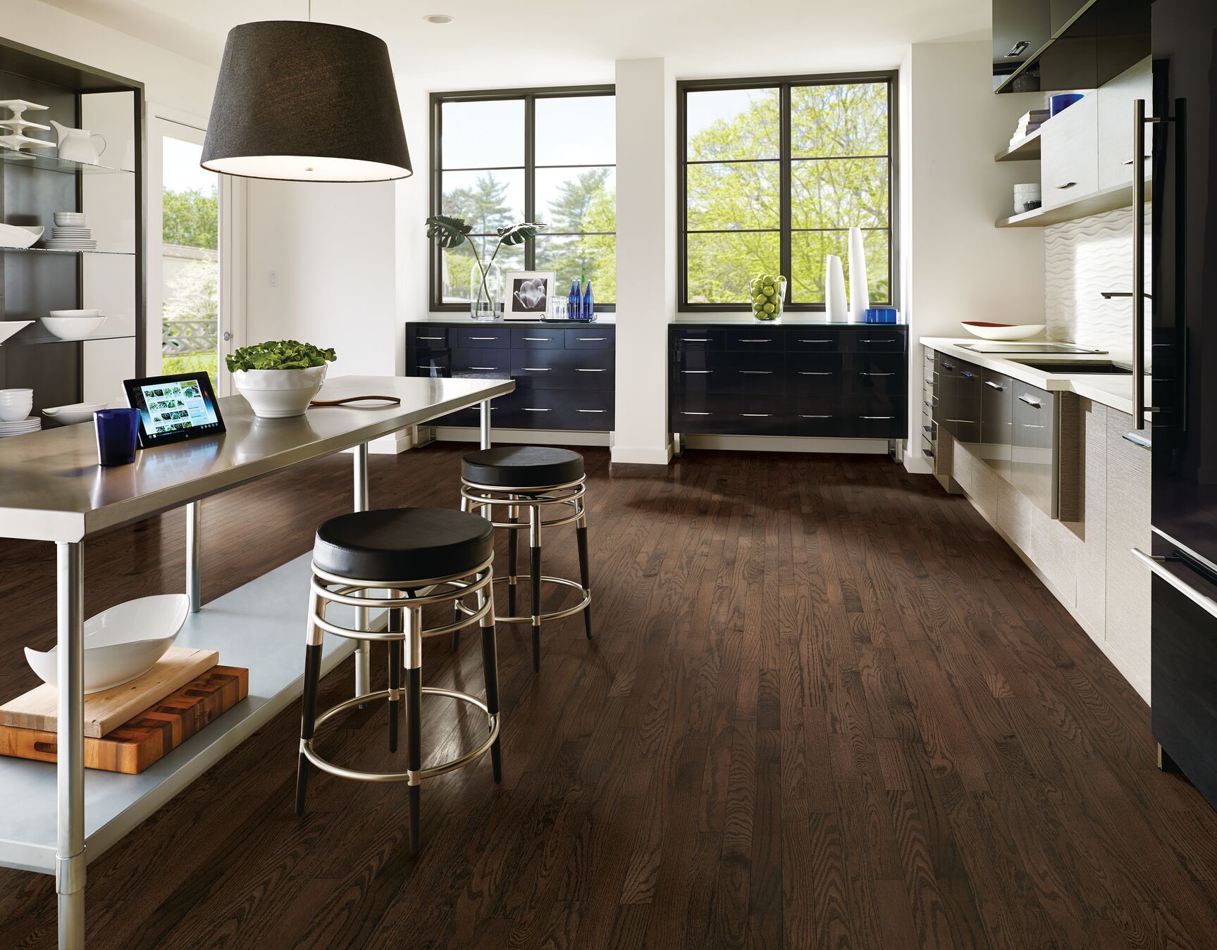Hartco Prime Harvest - Cocoa Bean (Dark Brown) 3-1/4" wide 3/4" thick in Red Oak